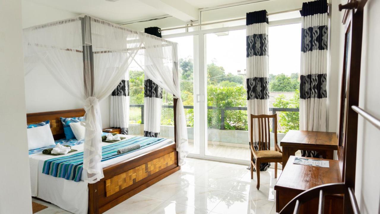 Hostel Memories Weligama Exterior foto